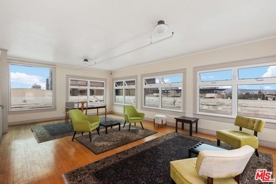 Charming, top-floor corner penthouse in the iconic Californian - photo 24