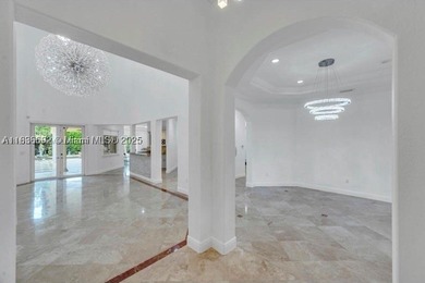 An Italian-inspired family villa situated on a quaint - photo 7