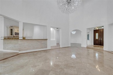 An Italian-inspired family villa situated on a quaint - photo 8