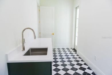 Virtually Staged. A rare blend of timeless elegance and modern - photo 50
