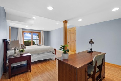 Grand family compound on the coveted IL Avenue area of Green - photo 50