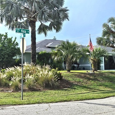 Assumable Mortgage at low interest rate !! Corner Lot, half of - photo 1