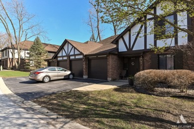 Lake Home For Sale in Palos Hills, Illinois