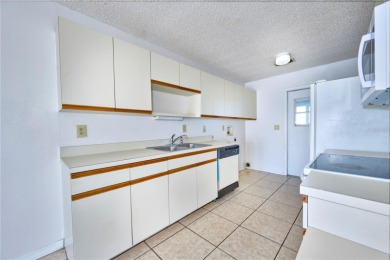 Under contract-accepting backup offers. PRICE REDUCED on this - photo 6