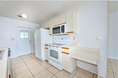 Under contract-accepting backup offers. PRICE REDUCED on this - photo 7
