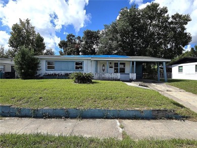 Lake Home For Sale in Orlando, Florida