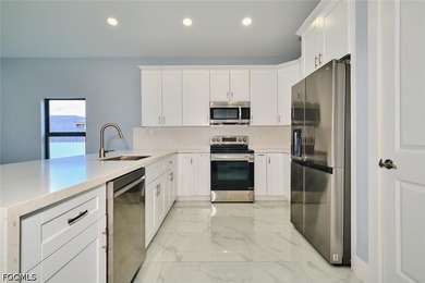 Welcome to this exceptional home in the highly sought-after area - photo 12