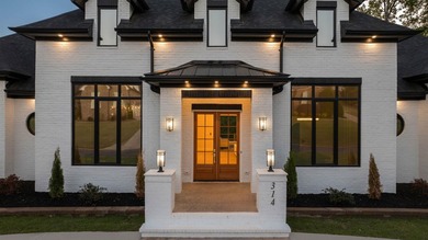 A Masterpiece in the exclusive North Harbour enclave on Lake - photo 6