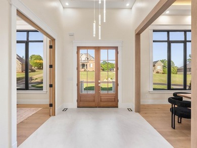 A Masterpiece in the exclusive North Harbour enclave on Lake - photo 7