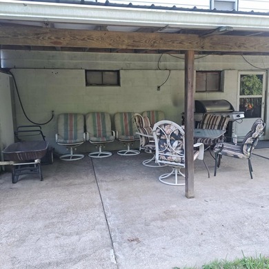 Want a low cost utility home on the edge of town? This is it! - photo 25