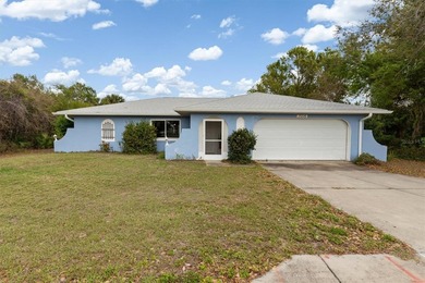 Beautifully updated 2 bedroom, 2 bath, 2 car garage home with - photo 28