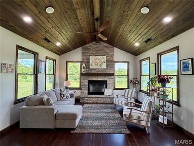 Built in 2024 and sitting right on the lake at the end of a - photo 5