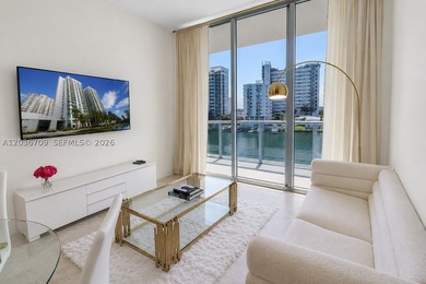 Welcome to residence 506 at Eloquence on the Bay, one of North - photo 4