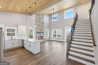 New Construction! Amazing Mountain Views! This stunning modern - photo 6