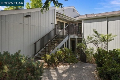 PINEHURST condo upper unit Expanded, SOLAR (owned) beautifully - photo 2