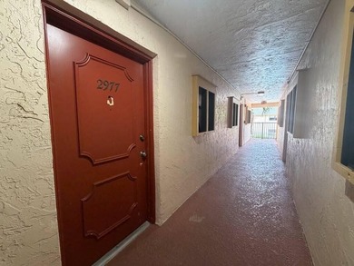 Welcome to CORAL PLAZA, amazing location and great floor plan - photo 4