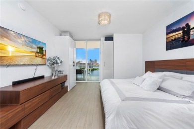 This stunning 3 bedroom, 3 bathrooms Aventura Marina 2 unit has