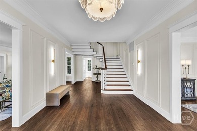 Experience luxury living in this fully renovated Savannah - photo 12