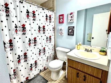 Under contract-accepting backup offers. Motivated seller! Nested - photo 14
