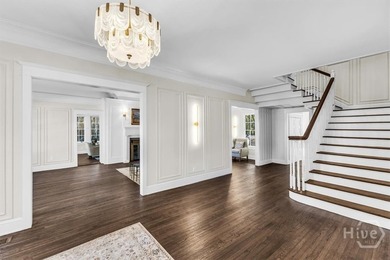 Experience luxury living in this fully renovated Savannah - photo 16