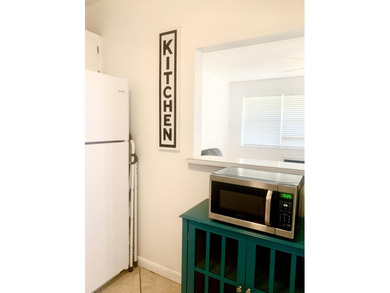 Welcome to this charming 1/1 Century Village condo that has - photo 5