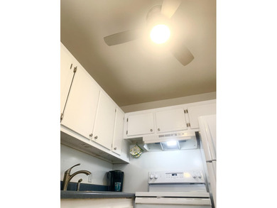 Welcome to this charming 1/1 Century Village condo that has - photo 8
