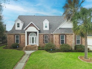 Lake Pontchartrain Home For Sale in Slidell Louisiana
