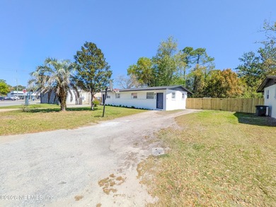 Rare Duplex Investment Opportunity in Jacksonville's Southside! - photo 5