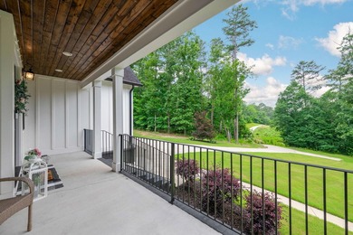 Private Country Estate on Over 8 Acres with Guest Home, Barn & - photo 6