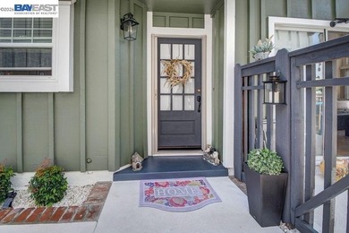 Contemporary home in Glen Cove, Vallejo, with 3 bedrooms and 2.5 - photo 2