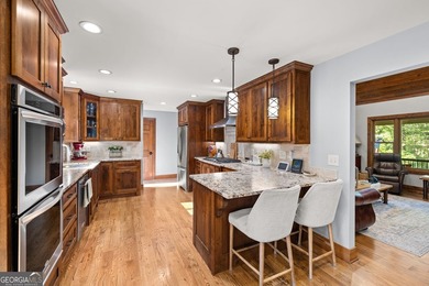 Welcome to your own private retreat on over 11 beautiful acres! - photo 13