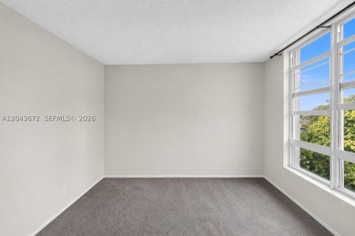 Welcome to Building 38, one of Palm-Aire's most desirable - photo 14