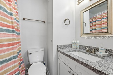 Beautifully renovated 2 bedroom, 2 bath villa in the gated - photo 17