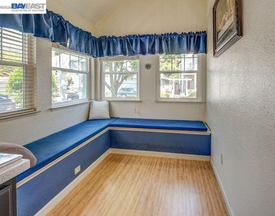Contemporary home in Glen Cove, Vallejo, with 3 bedrooms and 2.5 - photo 9