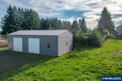 Enjoy open views of rolling hills from the 30 x 15 deck. This