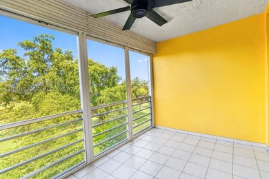 Welcome to Building 38, one of Palm-Aire's most desirable - photo 28