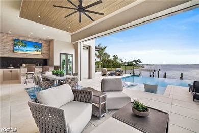 Welcome to The Whiskey Creek Model, Carlton-Naumann Homes' - photo 37