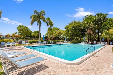 Welcome to Building 38, one of Palm-Aire's most desirable - photo 37