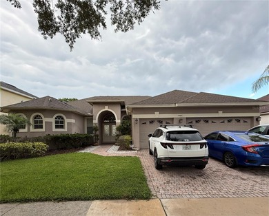 (private lake, pond, creek) Home Sale Pending in Orlando Florida