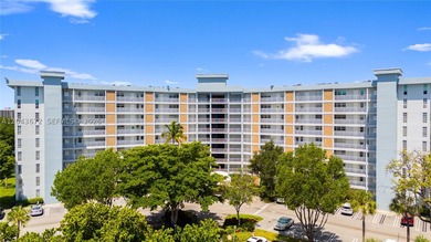 Welcome to Building 38, one of Palm-Aire's most desirable - photo 44
