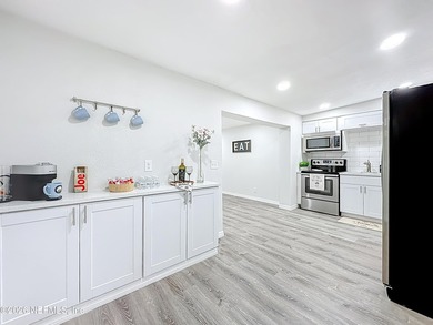 The seller is offering up to $5,000 in buyer concessions with an - photo 5