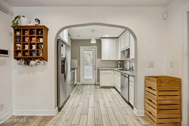 SHORT SALE!! Welcome to 2846 Cherokee Circle W, a beautifully - photo 13