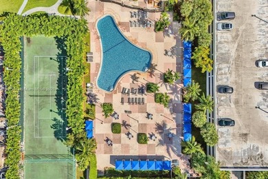 Welcome to PH24! Exceptional well priced for this location and