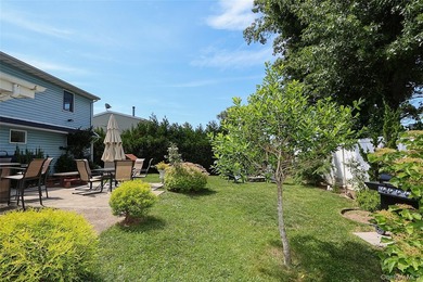 Welcome home to this spacious 6-bedroom, 2-bath Colonial nestled - photo 22