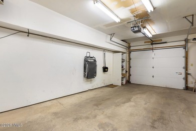Located in one of the premier townhome enclaves within EagleVail - photo 22