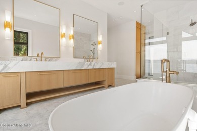 Experience refined WATERFRONT living in this 6,500+ sq ft - photo 23