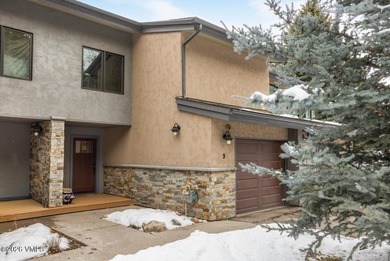 Located in one of the premier townhome enclaves within EagleVail - photo 27