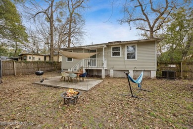 SHORT SALE!! Welcome to 2846 Cherokee Circle W, a beautifully - photo 29