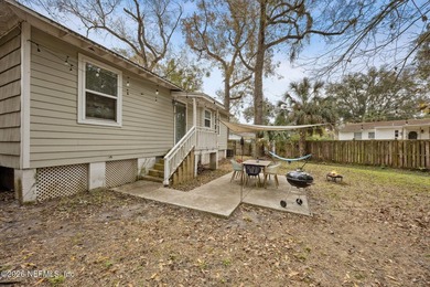 SHORT SALE!! Welcome to 2846 Cherokee Circle W, a beautifully - photo 32