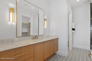 Experience refined WATERFRONT living in this 6,500+ sq ft - photo 38
